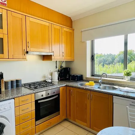 Branca By Check-in Portugal *